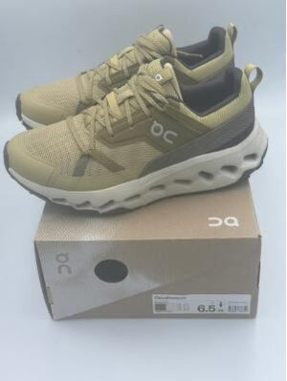 OC On Cloudhorizon Safari/Ice Women's Size 6.5 - NWT